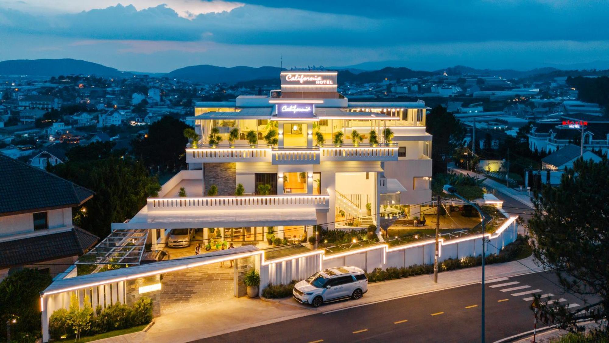 California Hotel Đà Lạt Extérieur photo