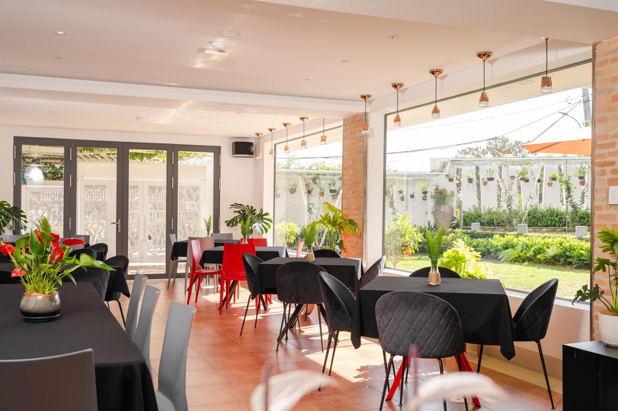 California Hotel Đà Lạt Extérieur photo